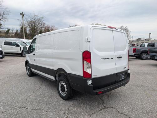 Oxford White 2026 Ford Transit-250 Base
