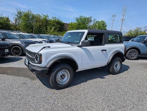 2025 Ford Bronco Base