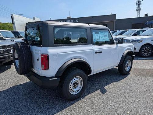 2025 Ford Bronco Base