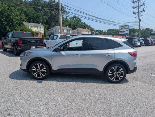 2022 Ford Escape SE
