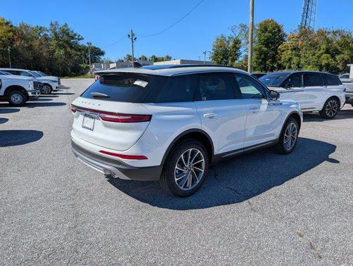 2026 Lincoln Corsair Premiere