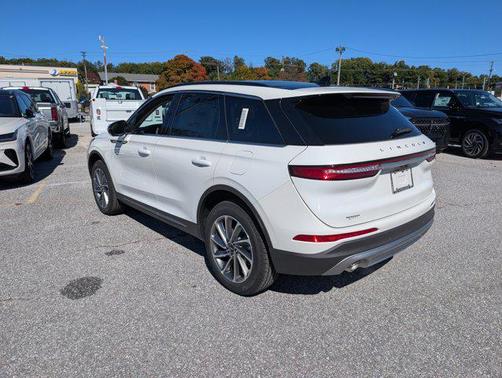 2026 Lincoln Corsair Premiere