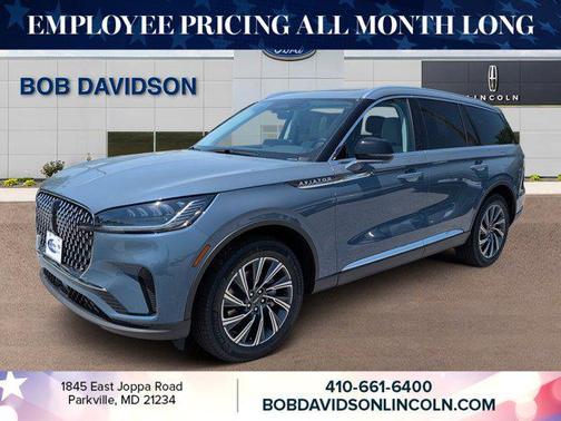 Whisper Blue Metallic Clearcoat 2026 Lincoln Aviator Premiere