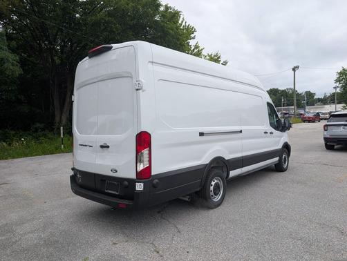 Oxford White 2026 Ford Transit-250 Base