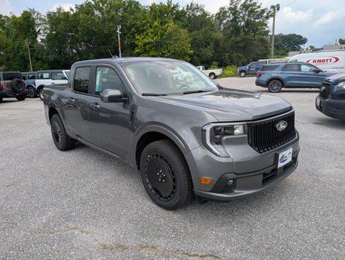 2025 Ford Maverick Lobo Standard