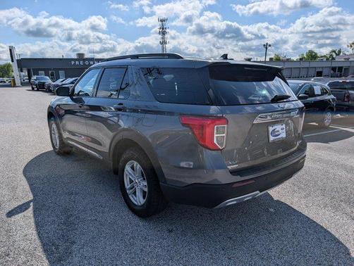 Gray Metallic 2023 Ford Explorer XLT