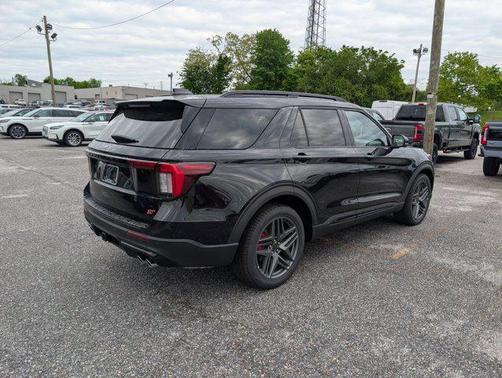 Agate Black Metallic 2026 Ford Explorer ST