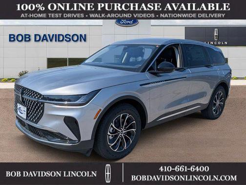 Silver Radiance Metallic Clearcoat 2026 Lincoln Nautilus Premiere