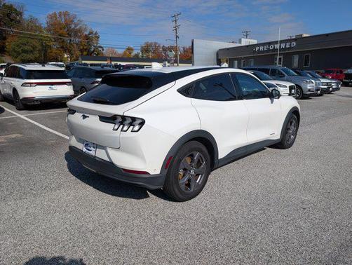 2022 Ford Mustang Mach-E Select