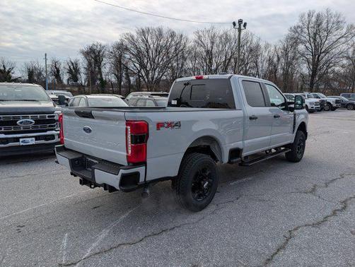 Avalanche 2026 Ford F-250 XL
