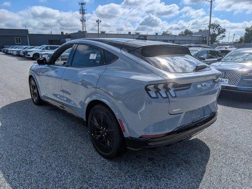 2025 Ford Mustang Mach-E GT