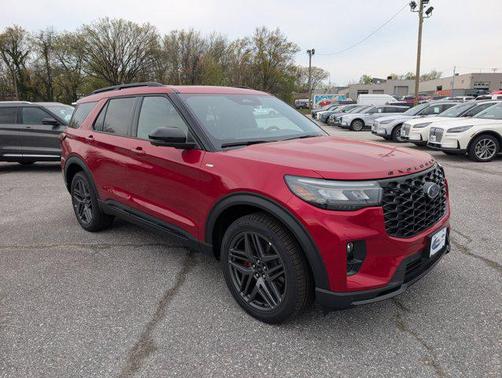 Rapid Red Metallic Tinted Clearcoat 2026 Ford Explorer ST-Line