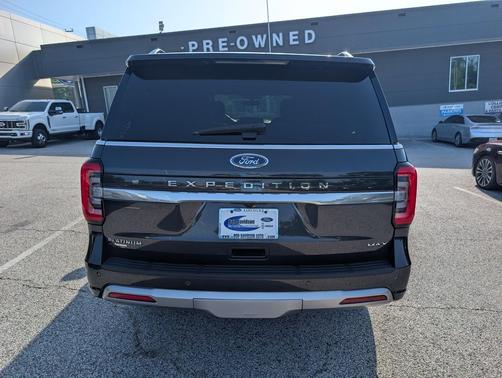 Dark Matter Metallic 2022 Ford Expedition Max Platinum