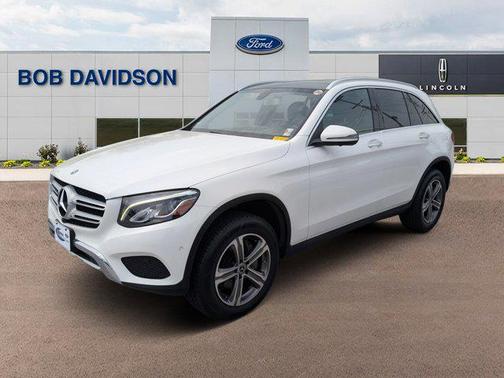 Polar White 2017 Mercedes-Benz GLC 300 4MATIC