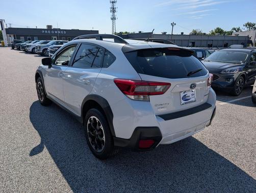 Crystal White Pearl 2021 Subaru Crosstrek Base