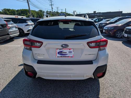 Crystal White Pearl 2021 Subaru Crosstrek Base