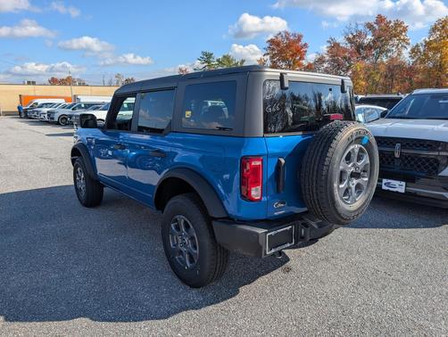 Velocity Blue Metallic 2025 Ford Bronco Big Bend