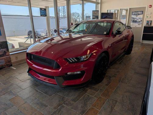 2020 Ford Shelby GT350 Base