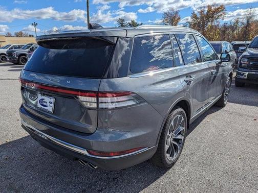 2025 Lincoln Aviator Premiere