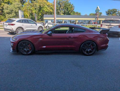 2021 Ford Shelby GT500 Base