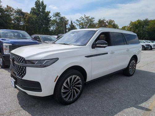 2025 Lincoln Navigator Black Label