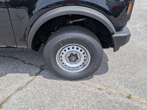 Shadow Black 2026 Ford Bronco Base 2 Door 4x4