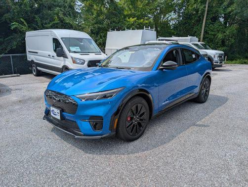 2025 Ford Mustang Mach-E Premium