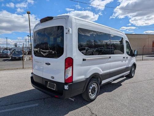 2025 Ford Transit-350 XL