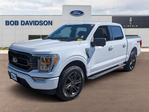Oxford White 2022 Ford F-150 XLT