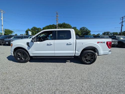 Oxford White 2022 Ford F-150 XLT