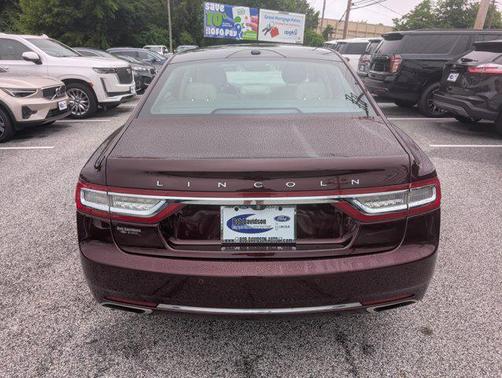 2017 Lincoln Continental Select