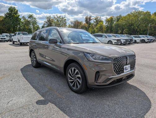 2025 Lincoln Aviator Premiere