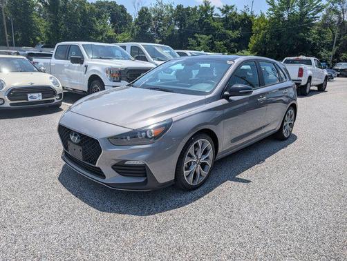 2020 Hyundai Elantra GT Base