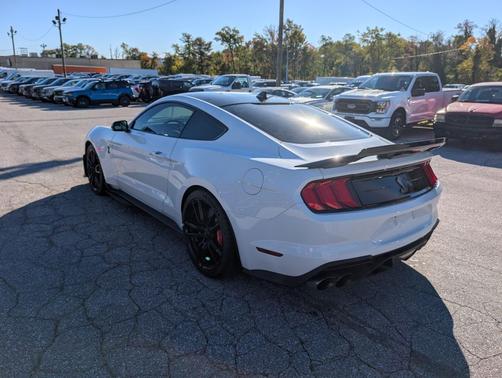 Oxford White 2020 Ford Shelby GT500 Base