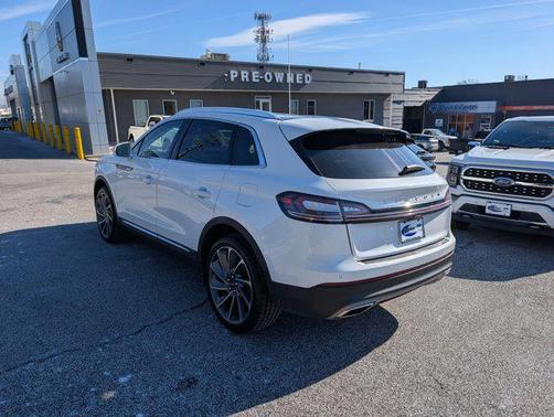 2022 Lincoln Nautilus Reserve