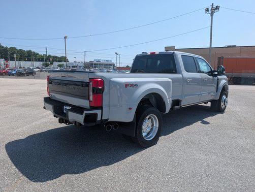 2025 Ford F-450 Platinum