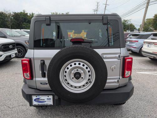 2021 Ford Bronco Base