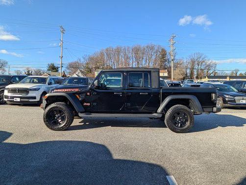 2023 Jeep Gladiator Mojave 4x4