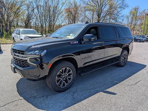 2021 Chevrolet Suburban 4WD Z71