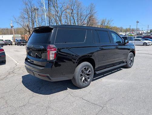 2021 Chevrolet Suburban 4WD Z71