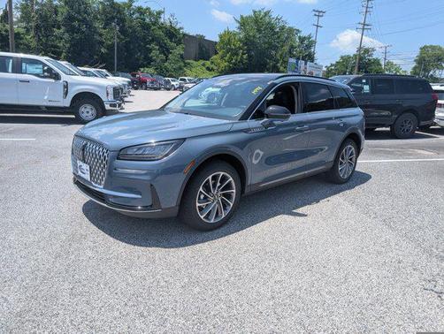 2025 Lincoln Corsair Premiere