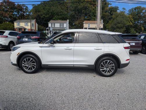 2021 Lincoln Corsair Standard