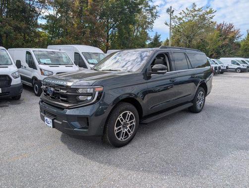 2025 Ford Expedition Max Active 4x4