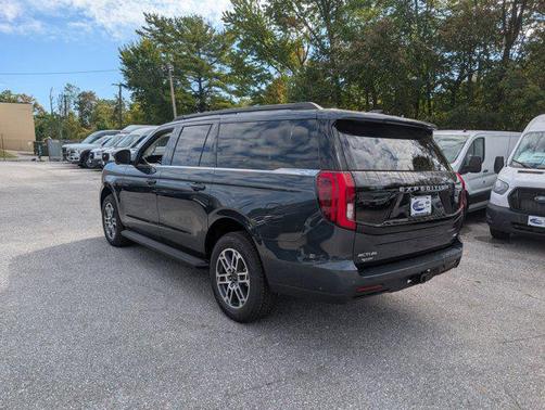 2025 Ford Expedition Max Active 4x4