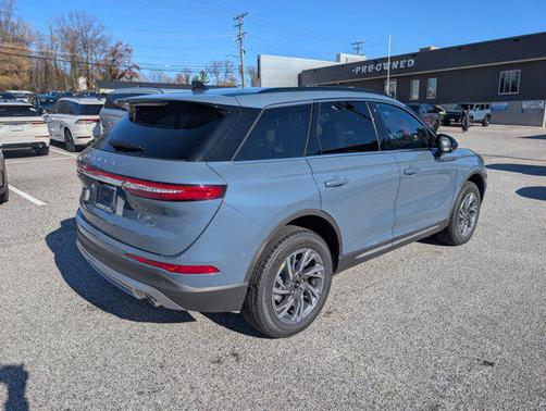 2026 Lincoln Corsair Premiere