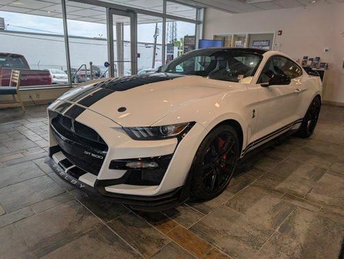 2020 Ford Shelby GT500 Base