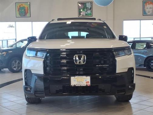 Platinum White Pearl 2026 Honda Pilot Black Edition