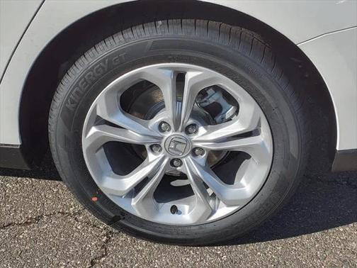 2025 Honda Accord LX 1.5T