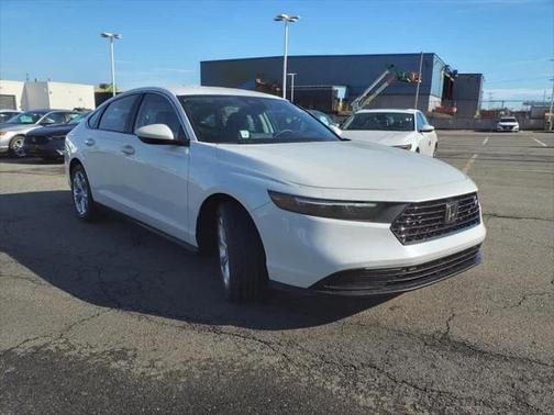 2025 Honda Accord LX 1.5T
