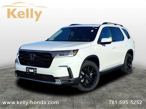 2025 Honda Pilot Touring 8-Passenger